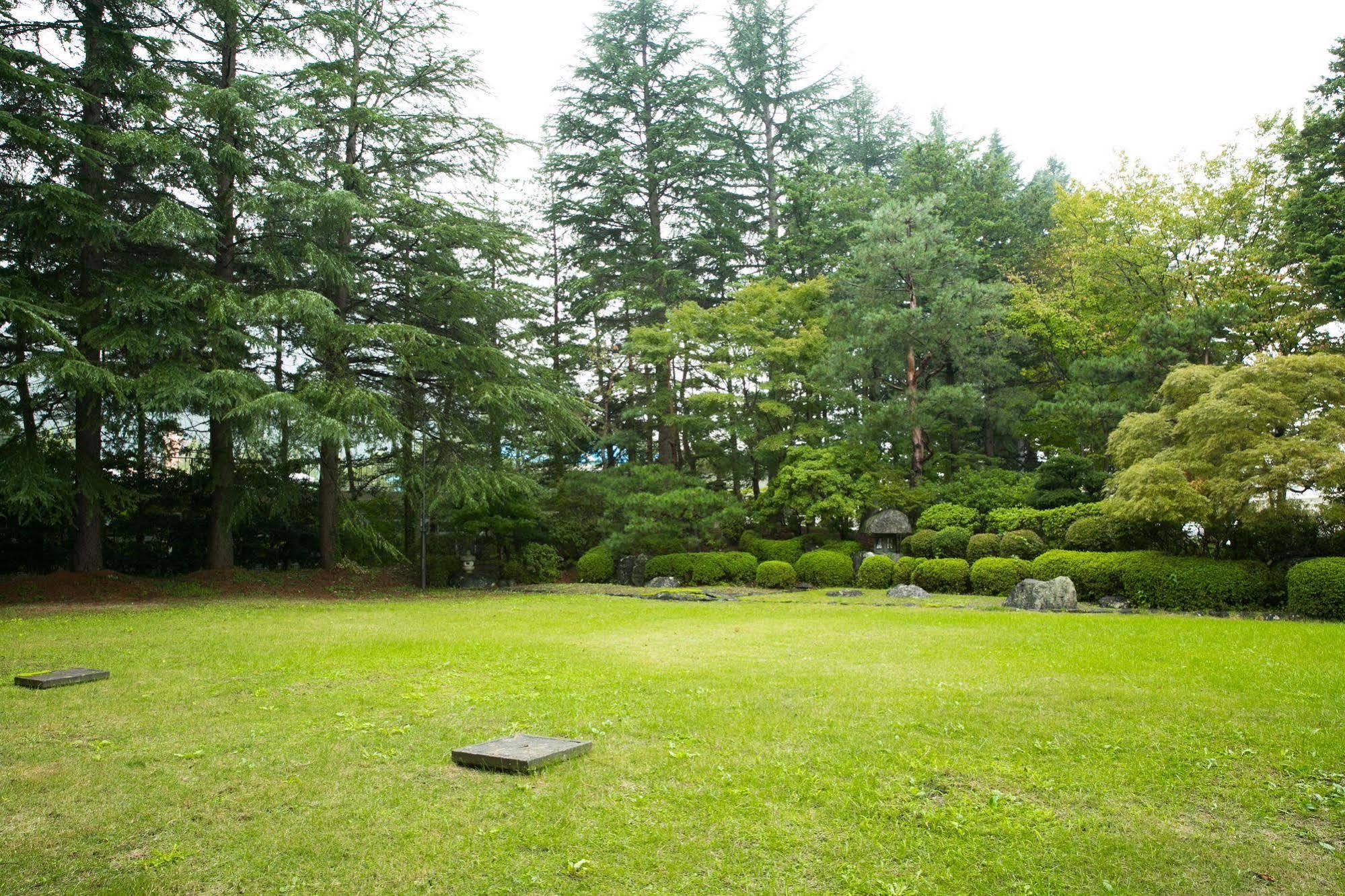 Akoya Kaikan Yamagata  Bagian luar foto